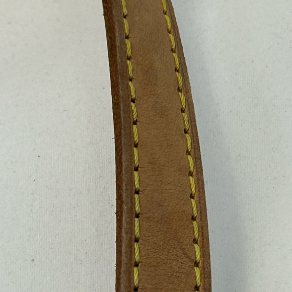 LV authentic set 6 bucket should leather straps - Picture 2 of 4